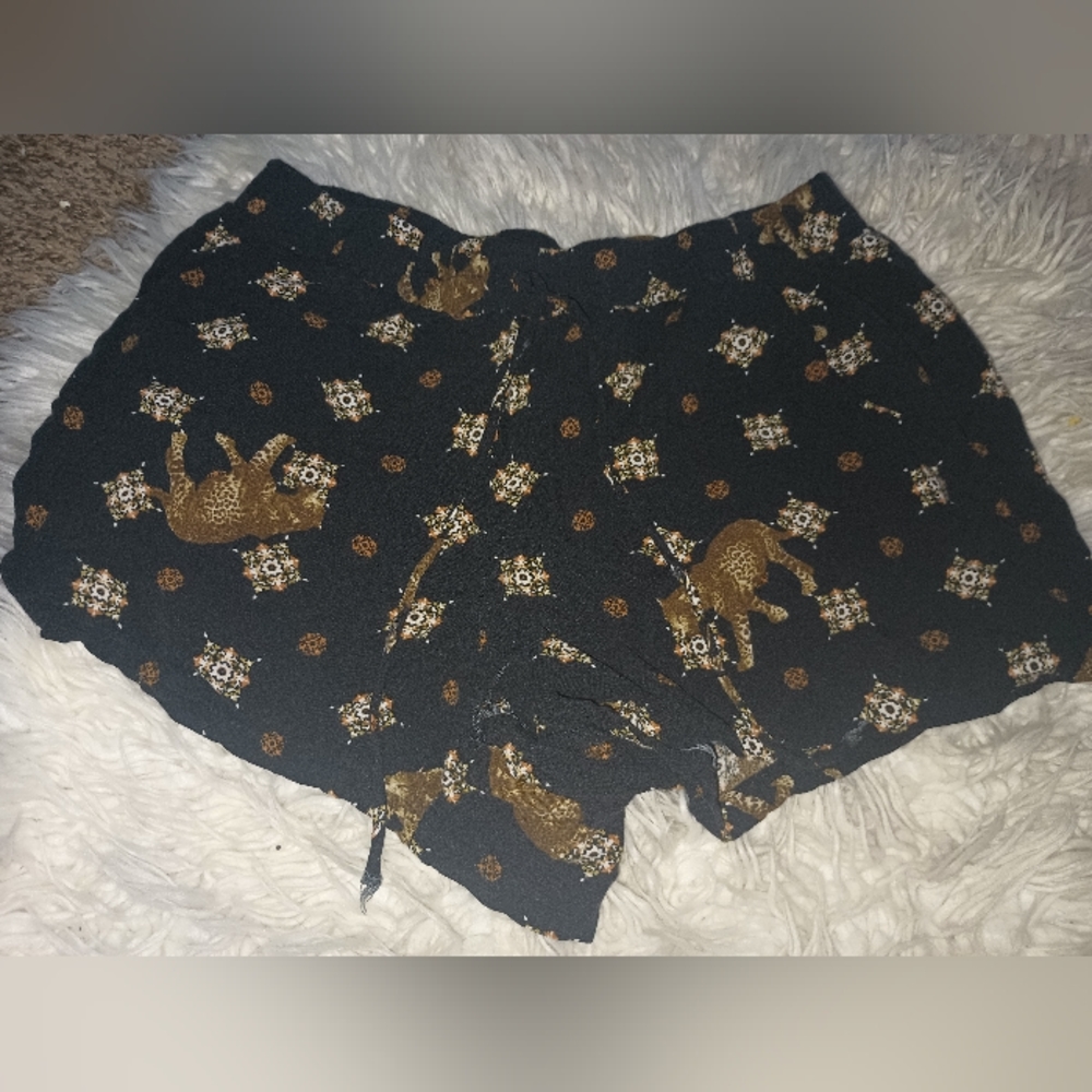 Be pop Leppard shorts for sale!